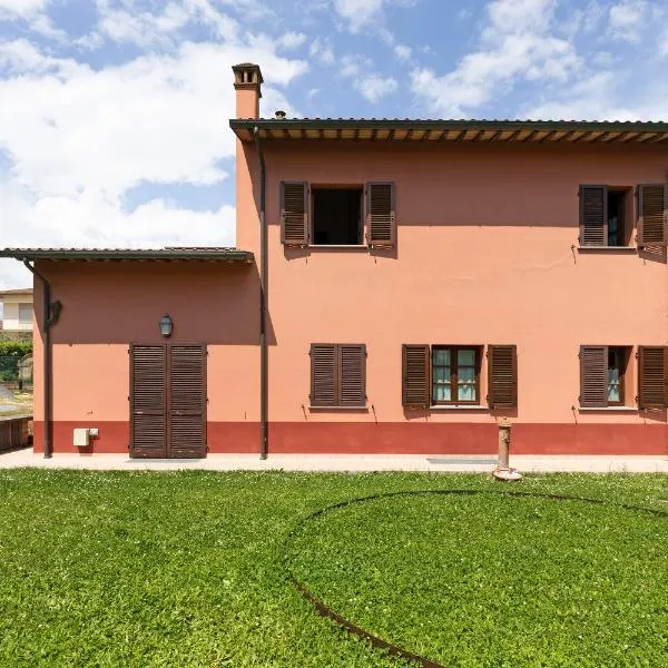 La Bettola Tavern Rooms Restaurant, hotel di Montopoli in Val dʼArno
