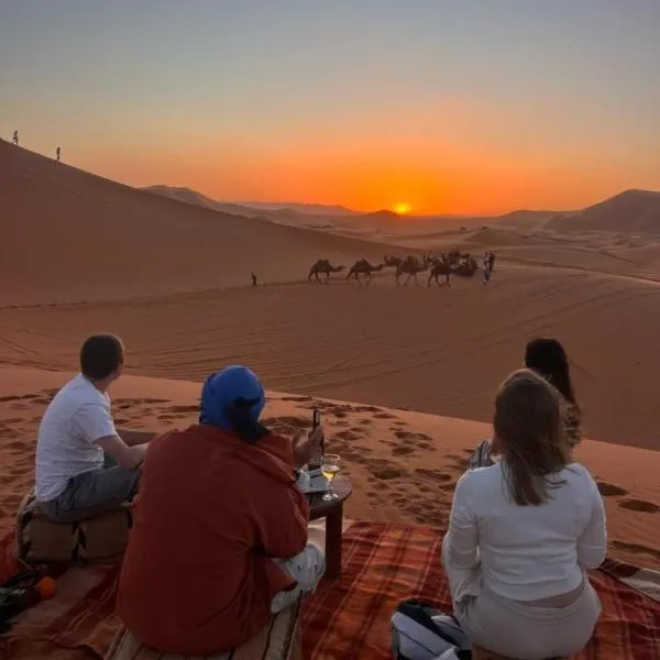 Family Moroccan House, hotel v destinaci Merzouga