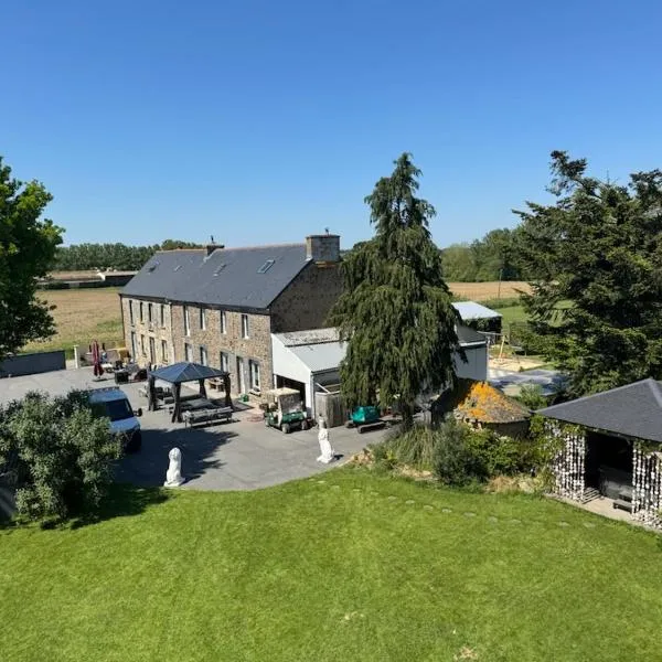 Le Bonheur En Bretagne, hotel v destinaci Rouillac