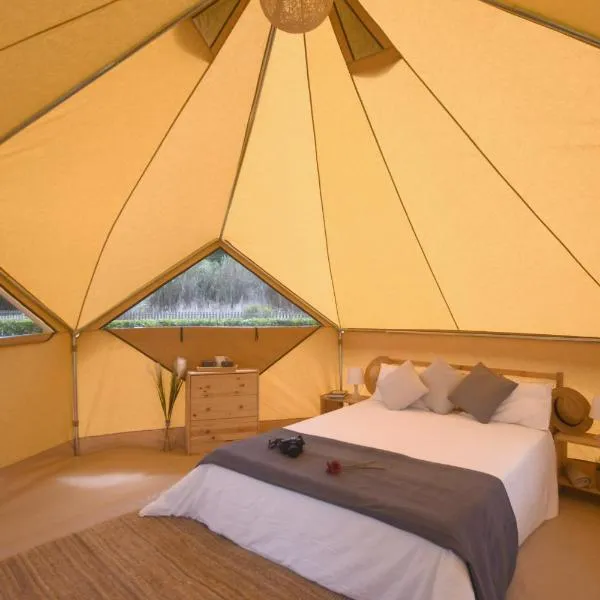 El Glamp de Vall d Or, hotel di Platja d'Aro