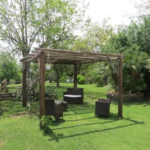 La Perla, hotel i SantʼAlfio