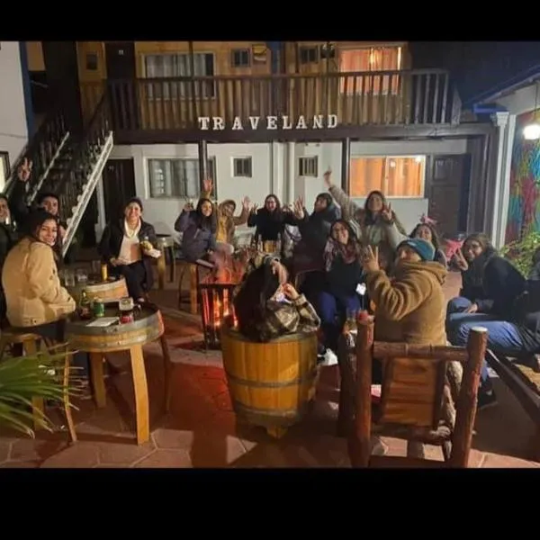 Traveland Hostal Pichilemu Centro, отель в городе Пичилему