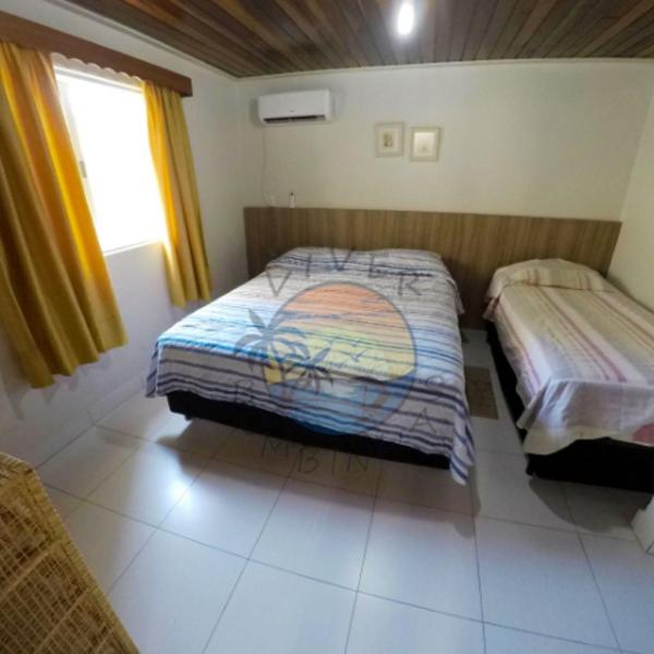 Casa Ampla Zona Central da Praia com 04 Dormitórios - Foto 2