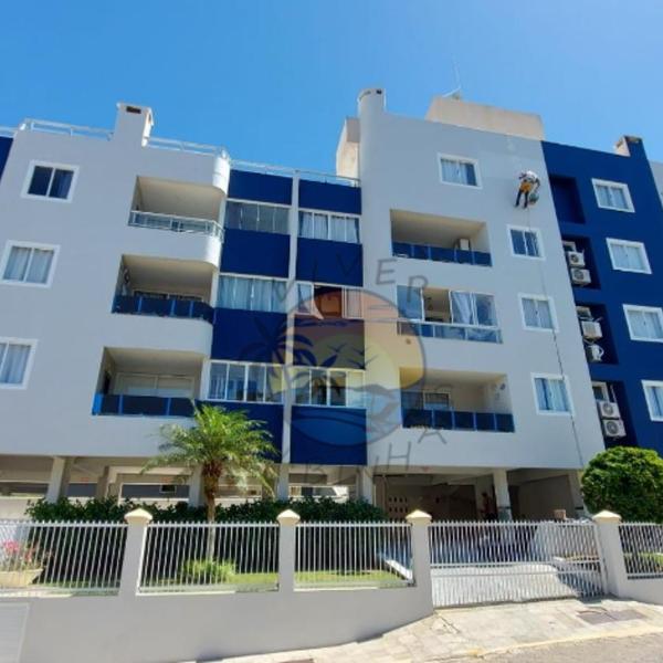 Apartamento Zona Central da Praia com 03 Dormitórios