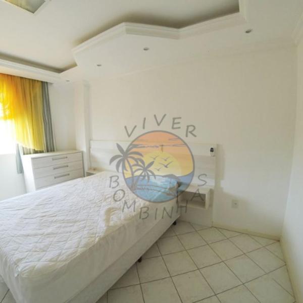 Apartamento Zona Central da Praia com 03 Dormitórios - Foto 2