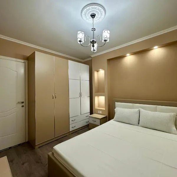 Korca Apartment, hotel in Korçë