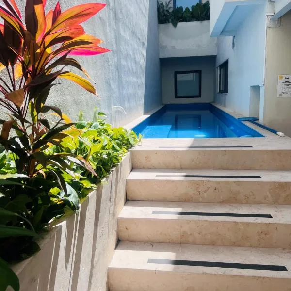 CASA ULA - Code Access Entry, hotel in Cancún