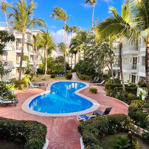 SOL CARIBE SUITES and STUDIOS with TROPICAL POOL - LOS CORALES BEACH, hotel v destinaci Punta Cana
