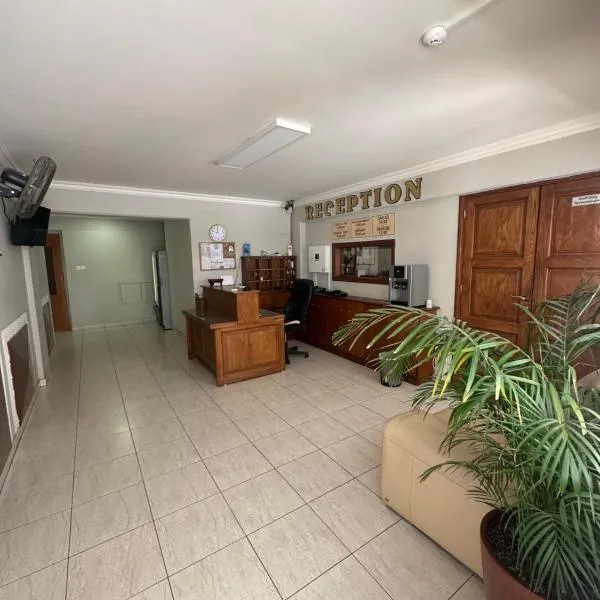 Ellis Hotel Apartments, hotel v destinaci Larnaka