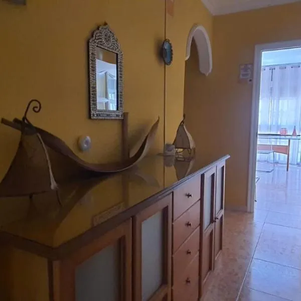 Rooms Tourist Apartment, hotel v destinácii Huelva