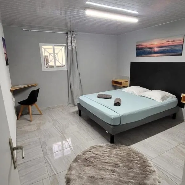 Nice Appartement T2، فندق في سان لوران دو ماروني