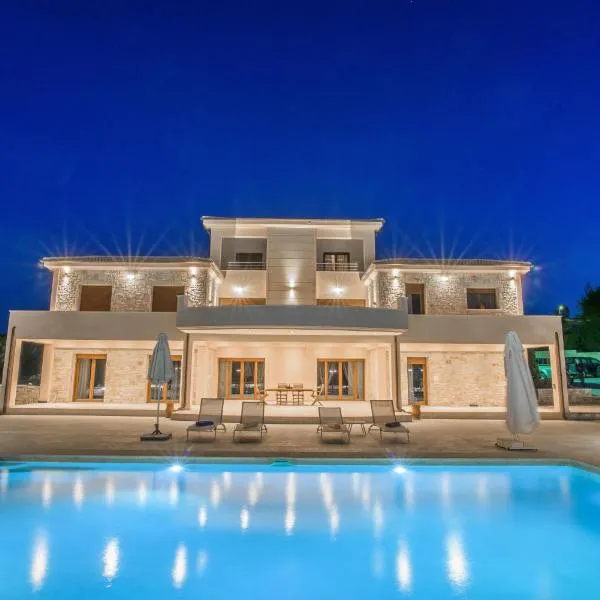 Petra Luxury Rooms and Apartments, hotel v destinaci Korint