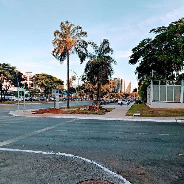 Cheguei Brasília