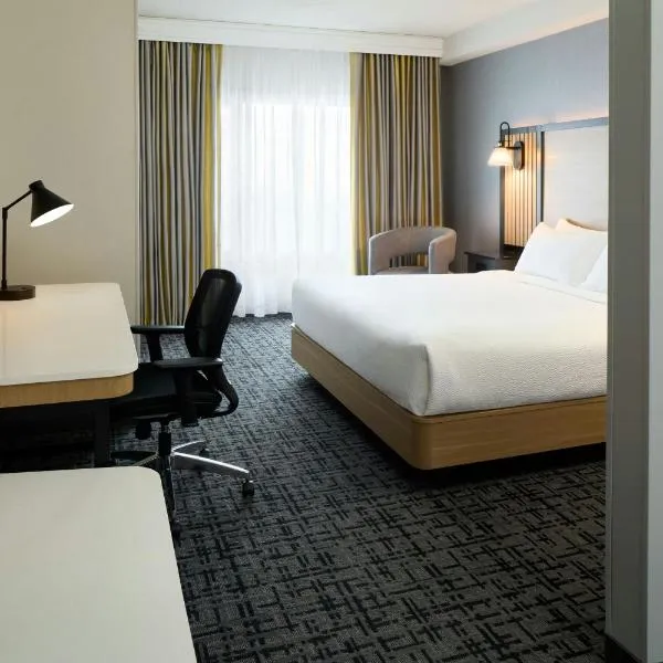 Fairfield Inn & Suites by Marriott Montreal Airport, hotel en Dorval