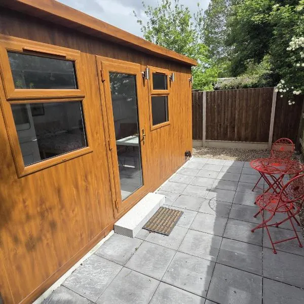 Secret Garden Studio, hotel in Eltham