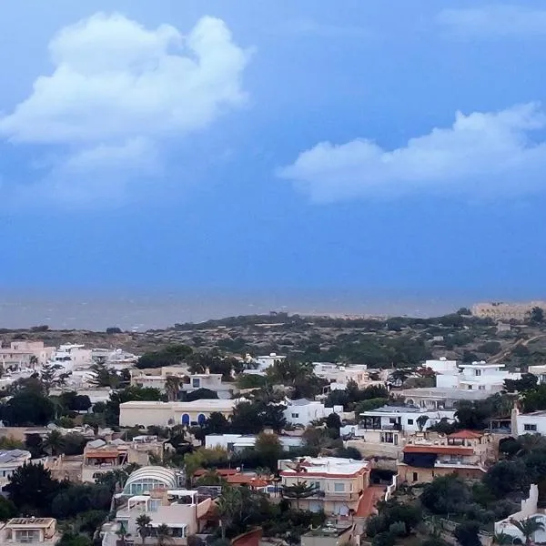 Comfortable vacation home with great views, hotel v destinaci Mellieħa