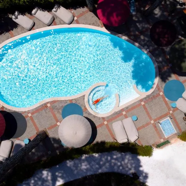 La Serena Hotel FDM, готель у Форте-дей-Мармі