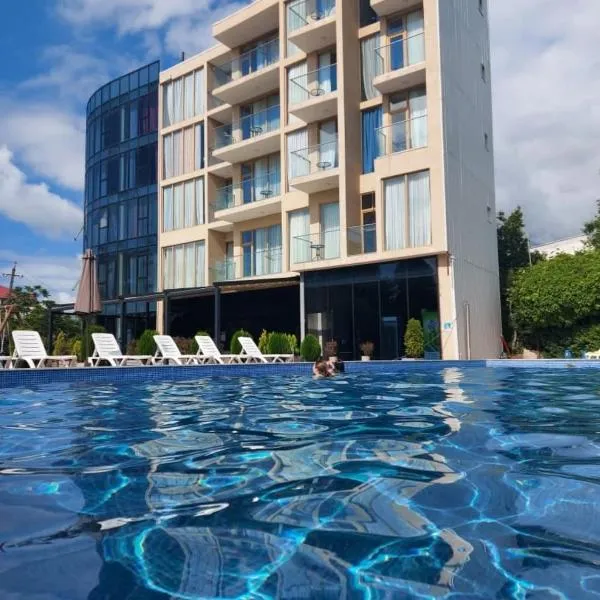 Comfortium, hotel in Kobuleti