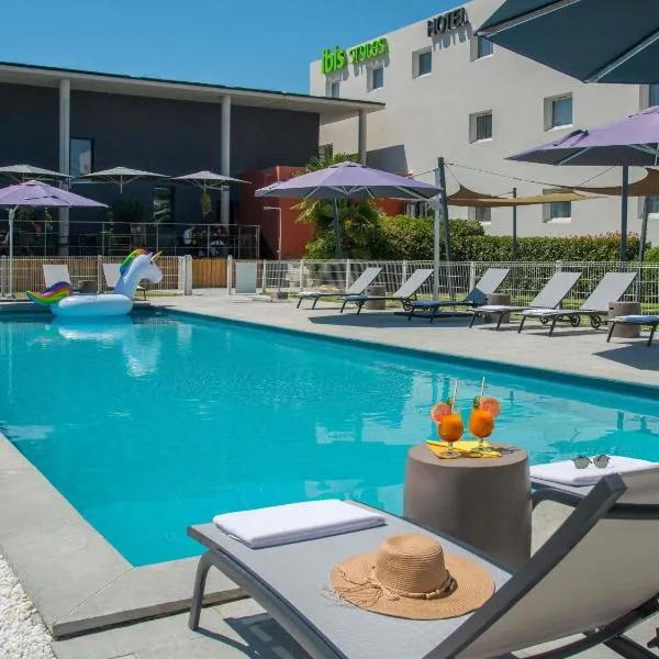 ibis Styles Pertuis Portes du Luberon – hotel w mieście Pertuis
