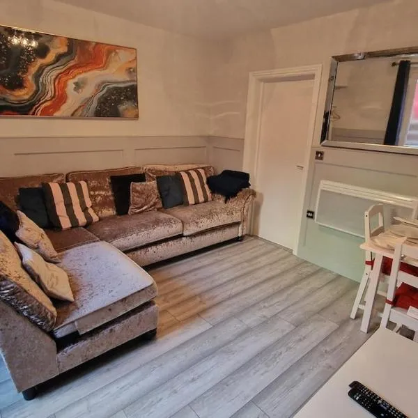 The Red House, 2 Bed Flat in Bristol, hotel v destinaci Bristol