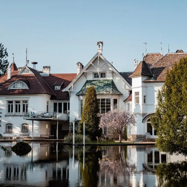 Schloss Schönau, hotel v destinaci Schönau an der Triesting