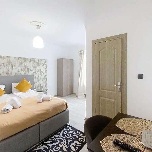 Cazare Pensiune La Bozi, hotel in Utvin