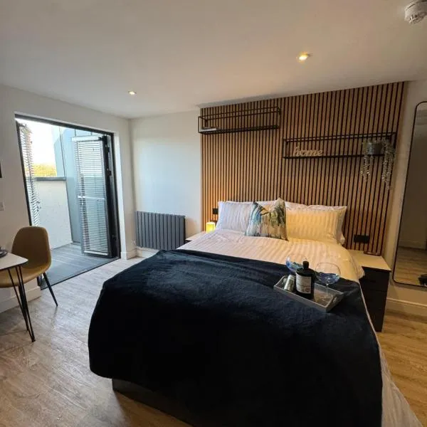 The Suites, Ormskirk - Rooms by Vici, hotel in Ormskirk