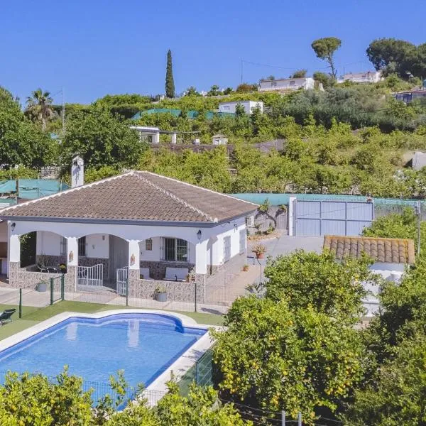 Cubo's Casa Fernando, hótel í Cártama