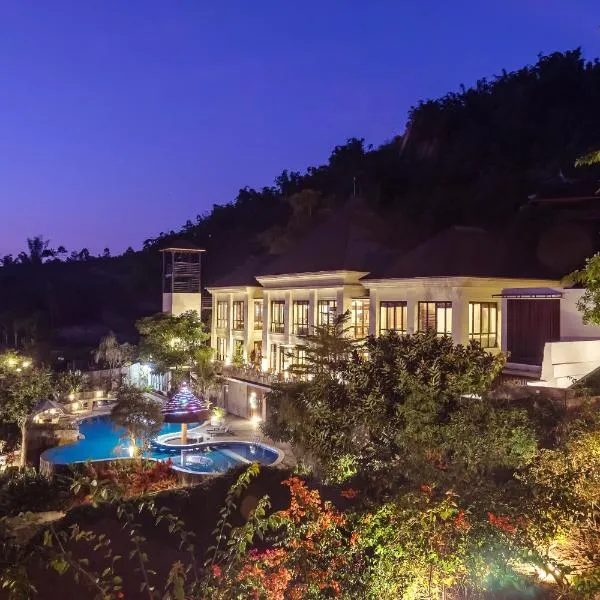 Jambuluwuk Convention Hall & Resort Batu, hotel v destinaci Batu