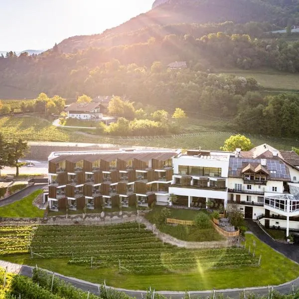 Hotel Tenz, hotel in Montagna