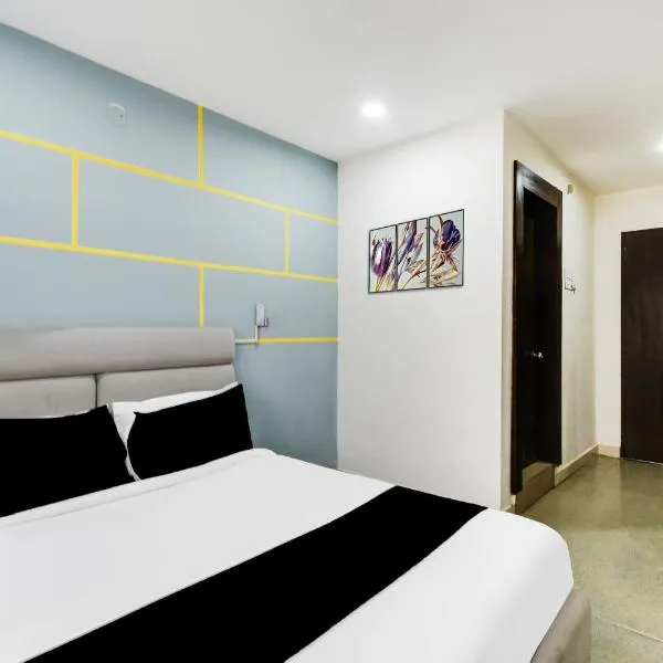 Super Townhouse HITEC City Metro Station Formerly JKC Grand, hotel in Madhapur