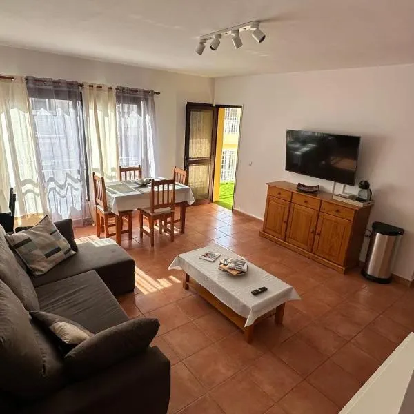 Apartamento Alta Mar en Oasis Tenerife Sur, hotel Playa de San Juanban