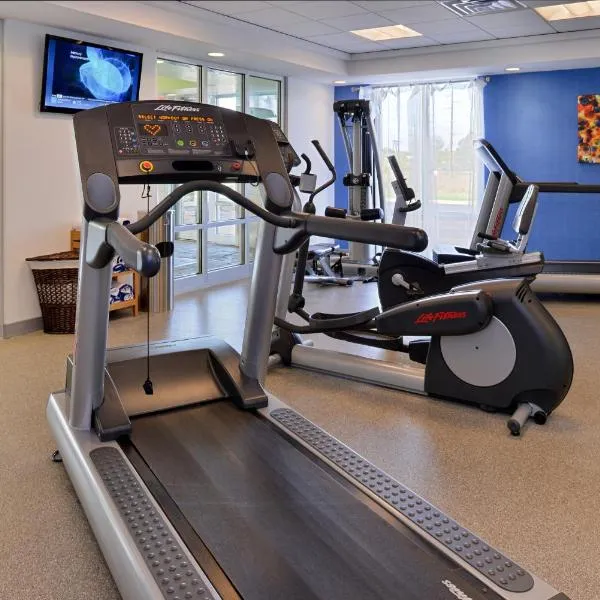 Holiday Inn Express & Suites Terre Haute by IHG, hotel in Terre Haute