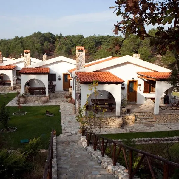 Apolithomeno Dasos Holiday Villas near Alexandroupolis, hotel v destinaci Lefkimmi