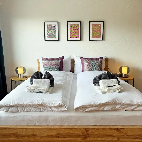 Cresta Jagd, Holz, Aussicht, Parkplatz - SB28, hotel in St. Moritz