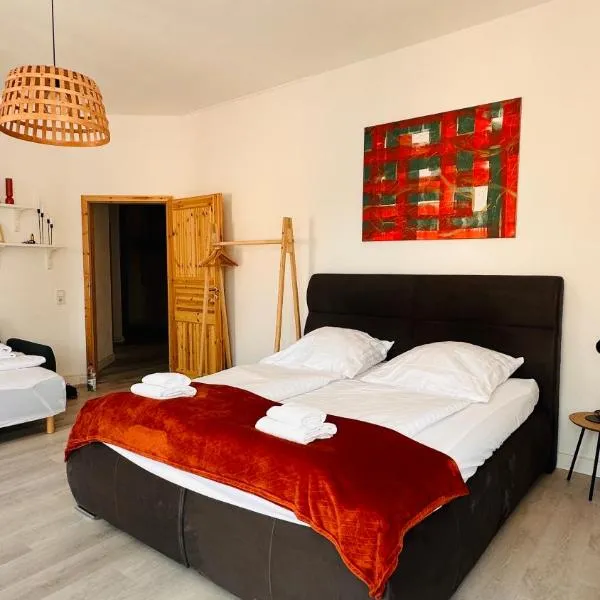 AMAO Brown - City Center Lahr - Comfort Apartment, ξενοδοχείο σε Lahr