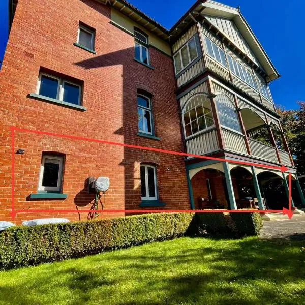 Elsmere Heritage Gardens & Accom, ξενοδοχείο σε Λόνσεστον