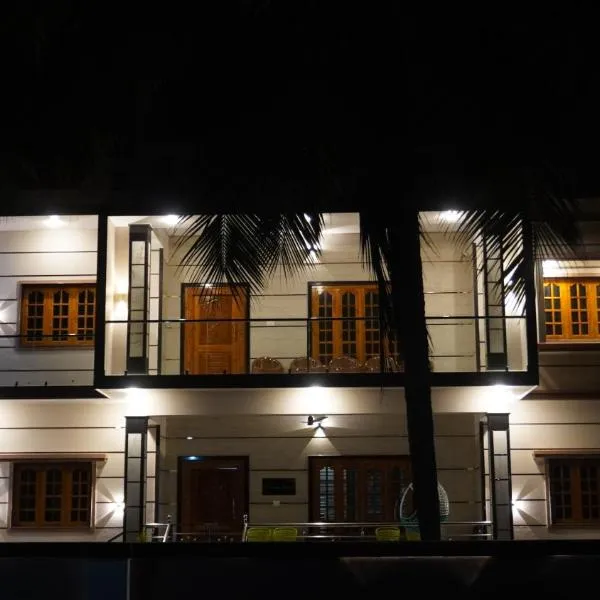 Arcadia Homestay, hotel v destinaci Kāsarkod