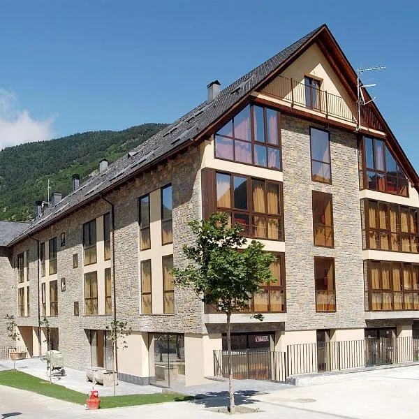 Aparthotel Nou Vielha, hotel v destinaci Vielha