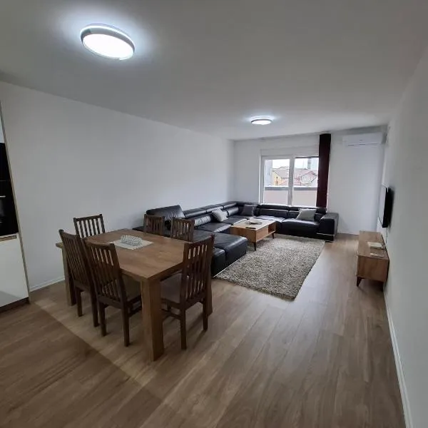 Comfort Apartment 3, hotel v destinaci Ferizaj