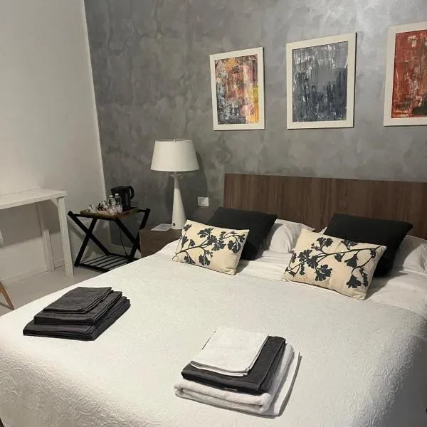 Campesio 2 , Zona Clinica Piacenza, hotel v destinaci Piacenza