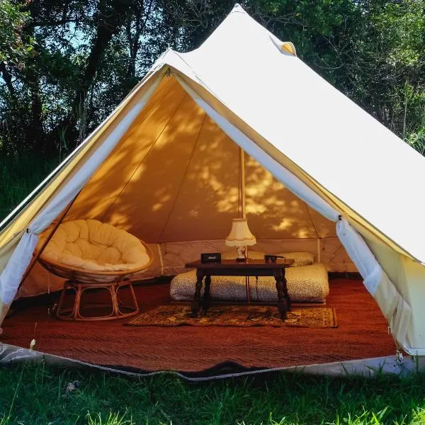 Tente Double - Hegoa Surf Camp Pays Basque, hotel v destinaci Saint-Jean-de-Luz