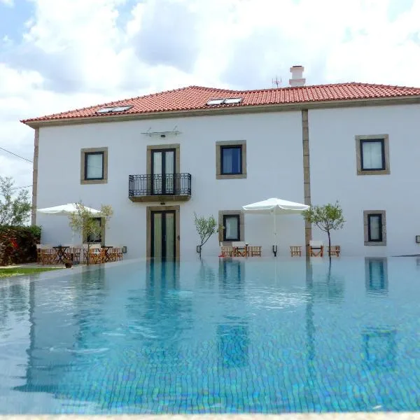 Casa das Castas, hotel v destinaci Vermiosa
