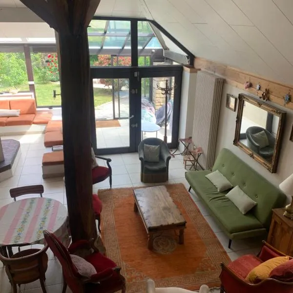 La Victoire de Noyers, hotel in Noyers