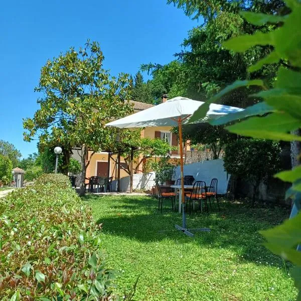 Il Caminetto, hotel in Montecastrilli