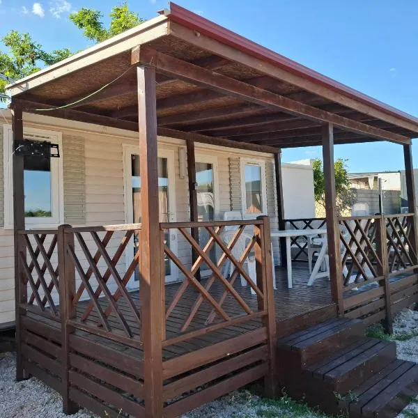 Summer Home Drage, hotel in Drage