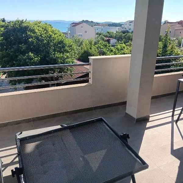 Holiday Park Lu-Ka, hotel i Pakoštane