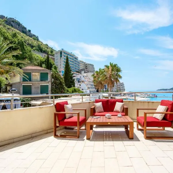 Luxury Apartments Rafailovichi 1 st of the sea line, hotel in Rafailovici