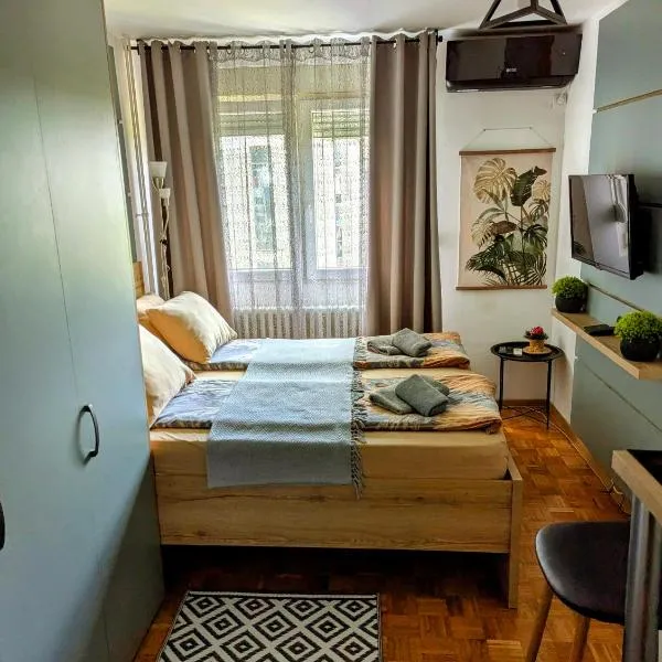 Studio Sunset, hotel v destinaci Voždivac