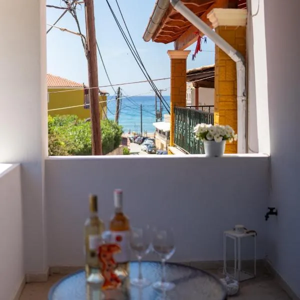 Alemar Collective Lime studio by the sea, hotel v destinaci Agios Gordios